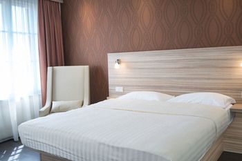 Leonardo Boutique Hotel Linz City Center 3*