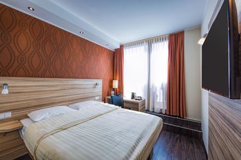 Leonardo Boutique Hotel Linz City Center 3*
