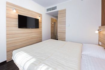 Leonardo Boutique Hotel Linz City Center 3*