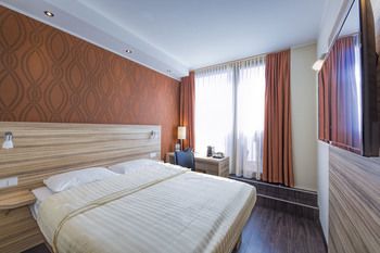 Leonardo Boutique Hotel Linz City Center 3*