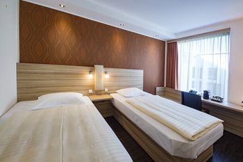 Leonardo Boutique Hotel Linz City Center 3*