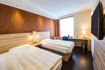 Leonardo Boutique Hotel Linz City Center 3*