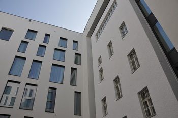 Leonardo Boutique Hotel Linz City Center 3*