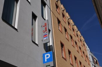 Leonardo Boutique Hotel Linz City Center 3*