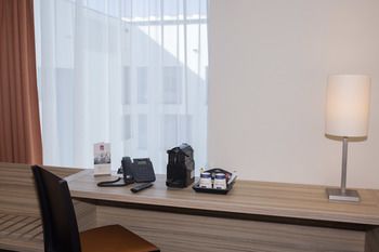 Leonardo Boutique Hotel Linz City Center 3*