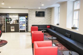 Leonardo Boutique Hotel Linz City Center 3*