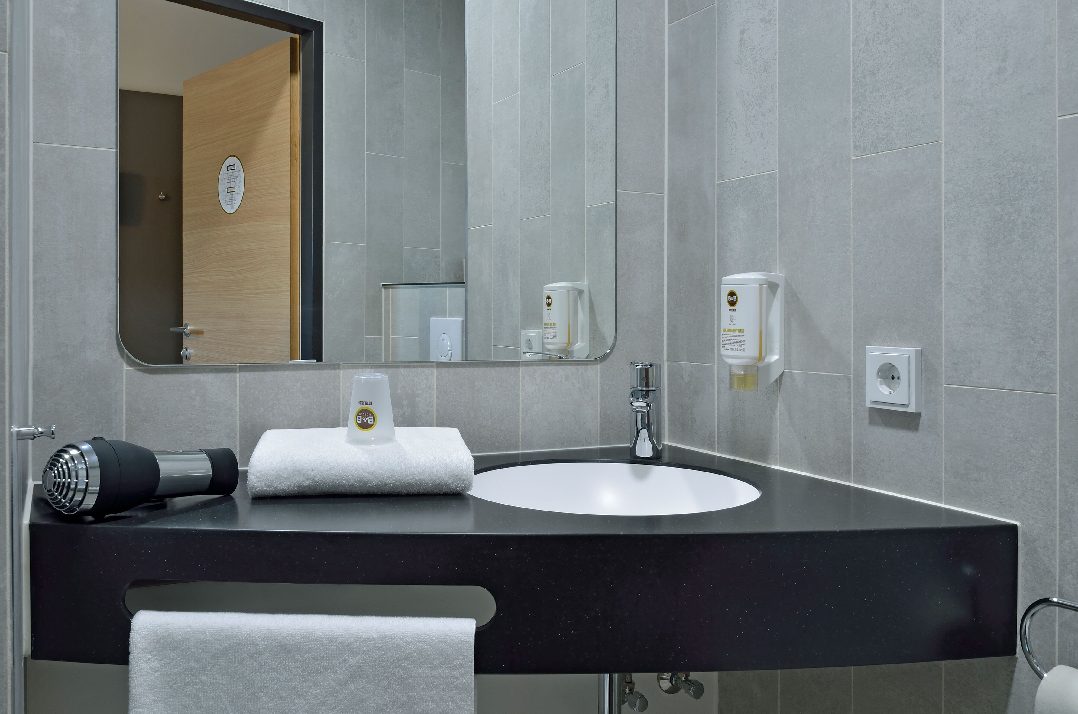 B&B HOTEL Wien-Heilligenstadt 2*