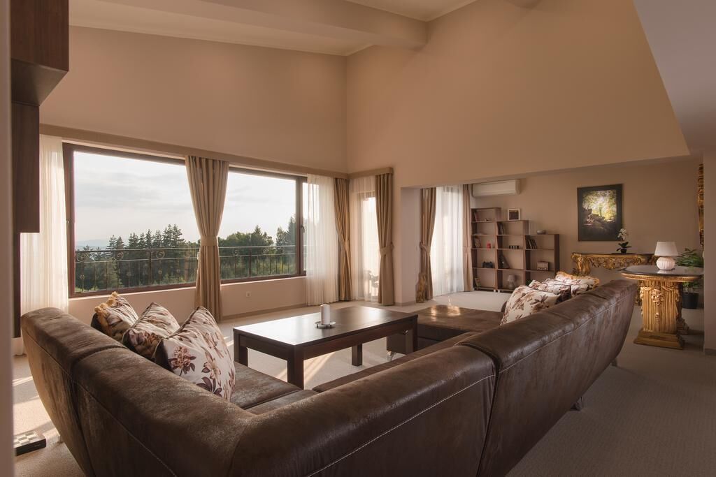 Hotel Villa Magus 3*
