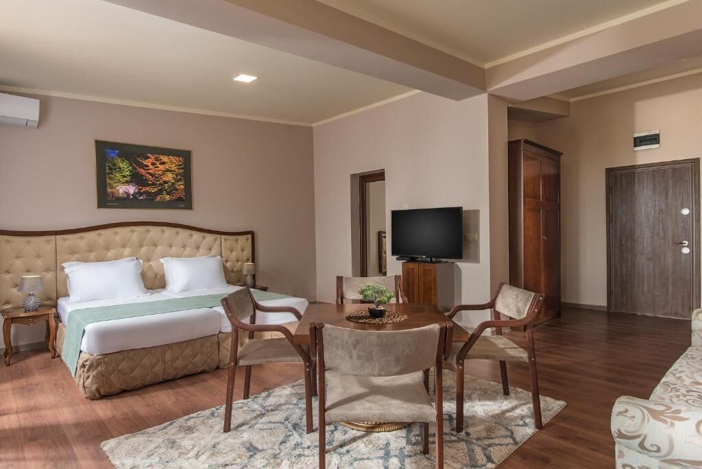 Hotel Villa Magus 3*