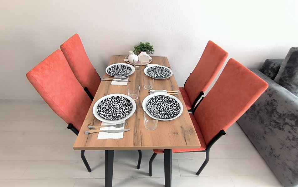 «Костарика на Алматинской 6» апартаменты 3*
