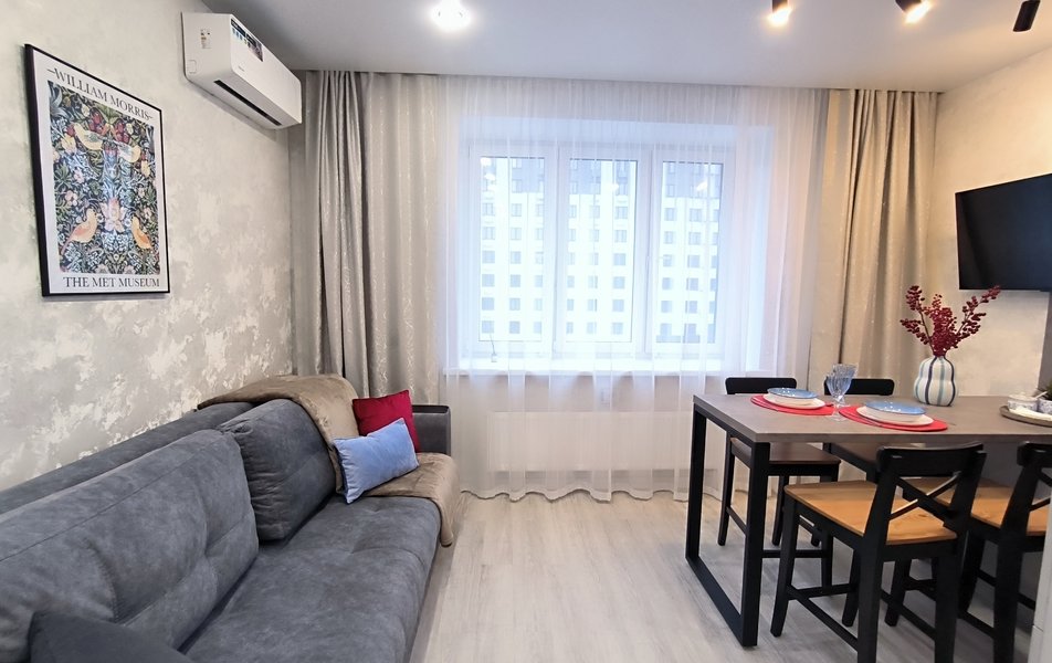 «Костарика на Новгородской 20» апартаменты 3*