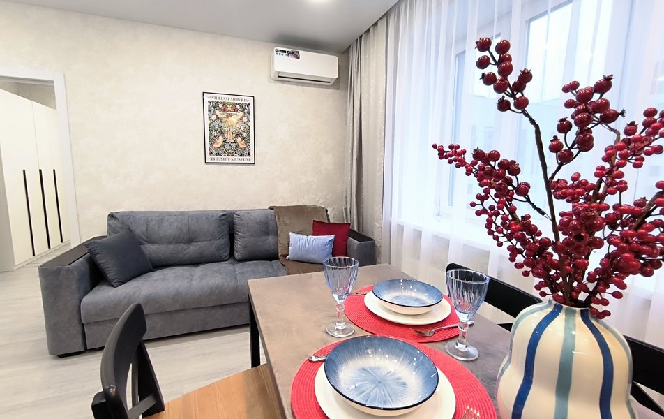 «Костарика на Новгородской 20» апартаменты 3*