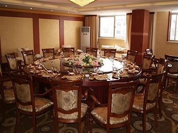 GreenTree Hotel (Yancheng High-Speed Railway Station Shuijie) 2*