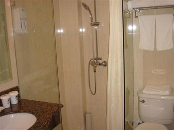 GreenTree Inn Hotel - Nantong Tongzhou Bus Station Express 2*