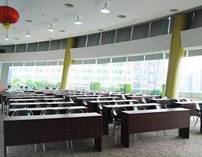 7Days Inn Hotel (Dongguan Tangxia Rainbow Shopping Center) 2*