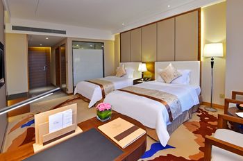 Grand Skylight International Hotel Huizhou 5*
