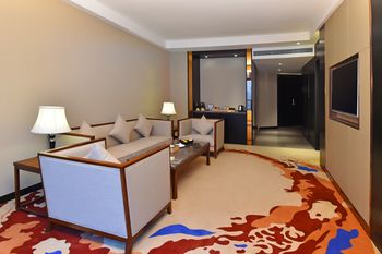 Grand Skylight International Hotel Huizhou 5*