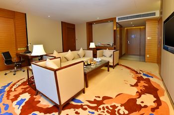 Grand Skylight International Hotel Huizhou 5*