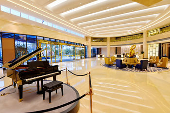 Grand Skylight International Hotel Huizhou 5*