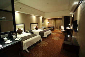 Country Garden Phoenix Hotel, XingAnMeng 5*