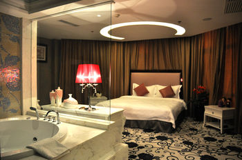 Country Garden Phoenix Hotel, XingAnMeng 5*
