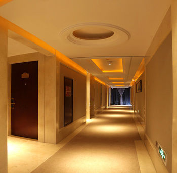 Fudu Hotel (Geshan Road Light Rail Station Store of Dongyang Yintai Shopping Mall) 3*