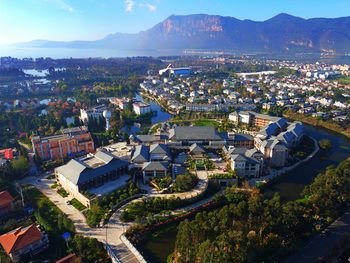 HUALUXE Hotels and Resorts KUNMING 5*