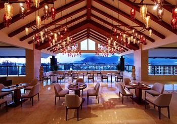HUALUXE Hotels and Resorts KUNMING 5*