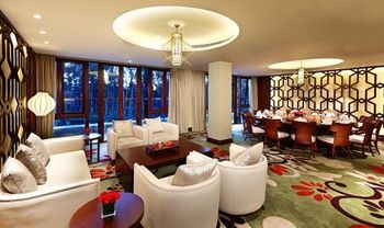 HUALUXE Hotels and Resorts KUNMING 5*
