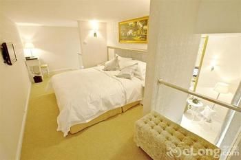 Minglan Holiday Hotel 3*