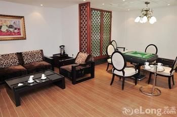 Minglan Holiday Hotel 3*