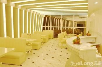 Minglan Holiday Hotel 3*
