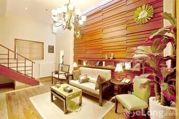 Minglan Holiday Hotel 3*