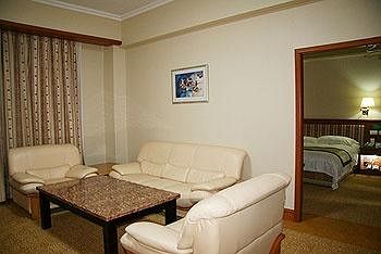 Aerbin Jinshan Hotel 4*
