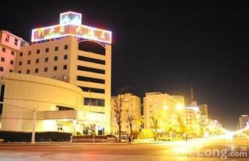 Adange Hotel 4*