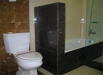 Adange Hotel 4*