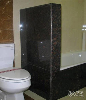 Adange Hotel 4*