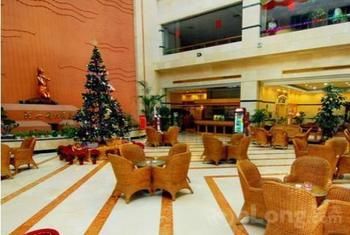 Adange Hotel 4*