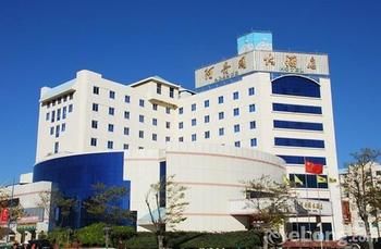 Adange Hotel 4*