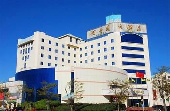 Adange Hotel 4*