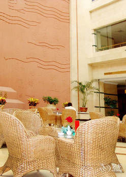 Adange Hotel 4*