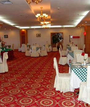 Adange Hotel 4*