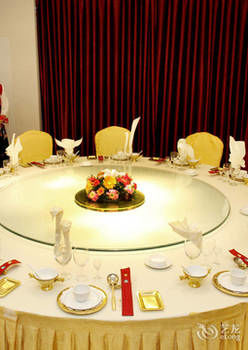 Adange Hotel 4*