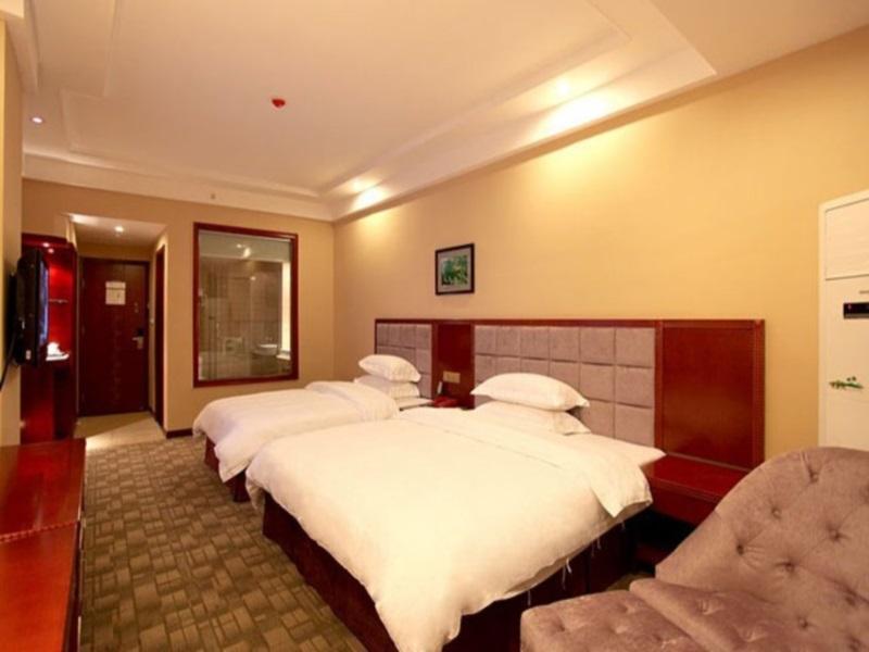 Fulante Le Hotel (Tianmen Mountain Fengwan Road) 2*