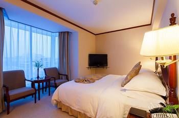 Changchun Celebrity Hotel 4*