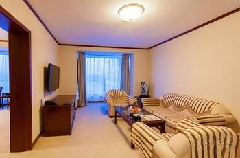 Changchun Celebrity Hotel 4*