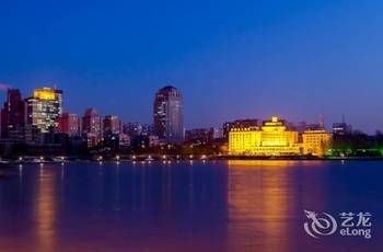 Changchun Celebrity Hotel 4*