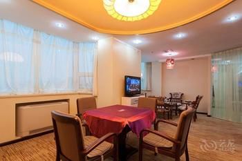 Changchun Celebrity Hotel 4*