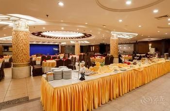 Changchun Celebrity Hotel 4*