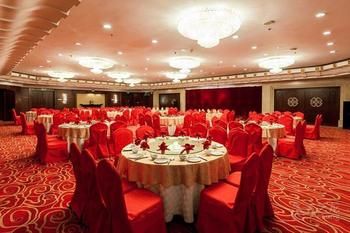 Changchun Celebrity Hotel 4*